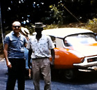 lata 50. Trynidad Karaiby Wyspa Samochody wakacyjne Scena uliczna 8mm Film