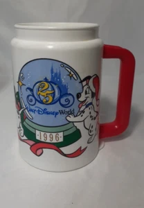 Vintage Disney World 1996 Dalmatians Happy Holiday 25th Anniversary Plastic Mug - Picture 1 of 9