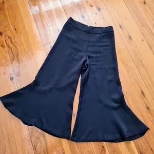 Women's size 8 'VERONIKA MAINE' Gorgeous black frilled palazzo pants- EUC - Picture 1 of 4