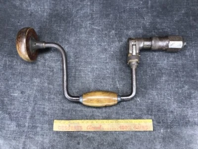  ancien vilebrequin à main  chignole  menuisier outil ancien perceuse ebeniste  - Photo 1/4