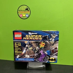 Lego Superheroes 6858 Catwoman Catcycle Chase set New In Damaged Sealed Box - Picture 1 of 6