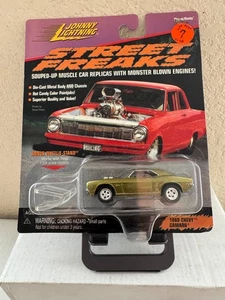 Johnny Lightning Street Freaks 1969 Chevy Camaro Bonus Wheelie Stand E74 - Picture 1 of 1
