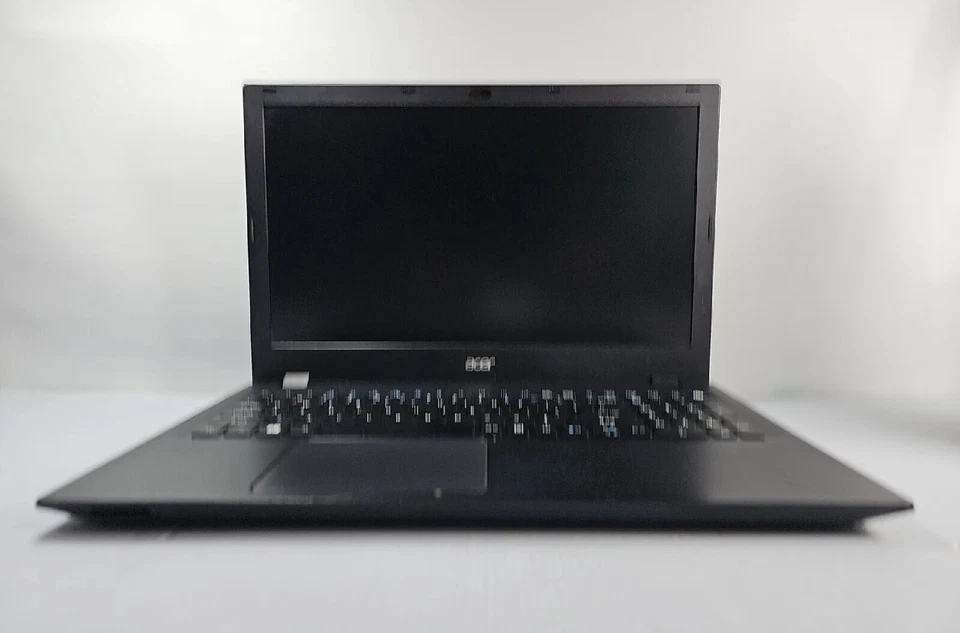 ACER TravelMate P258-M, 15.6", i3-6100U @2.30GHz 8GB RAM NO HDD NO Os READ - Image 1 of 4