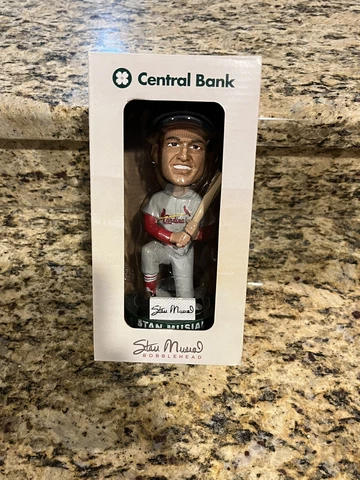 Stan Musial St Louis Cardinals Central Bank Bobblehead New Cover
