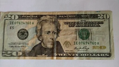 Series 2006 $20.00 Federal Reserve Note Low Number IN THE LOWER RIGHT OR ROLLING - Image 1 of 4