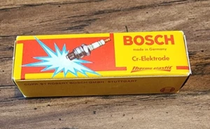 Ciclomotor Odyssey Solo 2300103 Bujía BOSCH W225T1 0241245008 NUEVO DE LOTE ANTIGUO FABRICANTE DE EQUIPOS ORIGINALES - Imagen 1 de 2