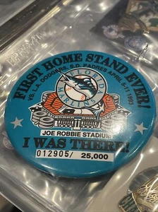 1993 FL MARLINS ERSTE HEIMTRIBÜNE ALLER ZEITEN JOE ROBBIE STADIUM ICH WAR DORT ANSTECKNADEL - Bild 1 von 1