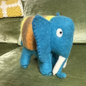 En Gry & Sif Filz Stofftier Wolle Blau Elefant Skandinavisch Pier 1 - Bild 1 von 5