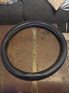 Protector de cubierta de volante de coche de silicona con textura de cuero de 14" universal negro - Imagen 1 de 4