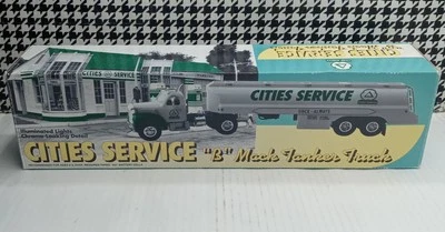 Camión cisterna JMT RÉPLICAS CITIES SERVICE "B" RARO 1/8900 PIEZAS Foto 1 de 4
