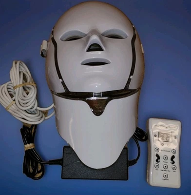 Led Face Mask Light Therapy Red Green Blue Yellow Purple + Anti-aging - Image 1 of 4