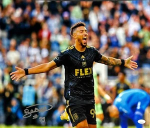Denis Bouanga signiertes 16x20 LAFC Fußball Foto JSA CE42176 - Bild 1 von 2