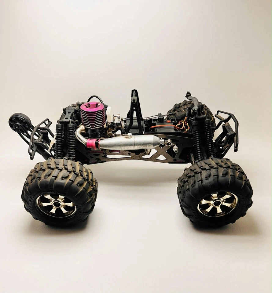 Coche de radiocontrol con motor Monster Truck todoterreno HPI Savage 1 - NO PROBADO (LEER DESCRIPCIÓN) Foto 1 de 4