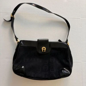 Etienne Aigner Schultertasche schwarz Monogramm Gold Hardware klassisch Vintage Style - Bild 1 von 11
