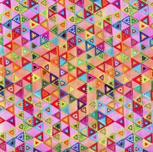Localinda Triangoli Colorati Con Triangoli Rosa Trapunta Tessuto Da Cucire TESSUTI BIANCHI - Foto 1 di 1