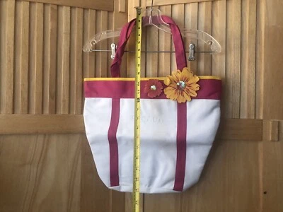 Bolso de Mano Escada Flor Foto 1 de 3