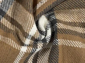 Material de tela a cuadros escoceses con respaldo polar BEIGE - Imagen 1 de 5