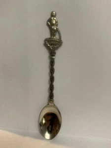 Bruxelles Statue Fountain Brussels Souvenir Spoon - Imagen 1 de 3