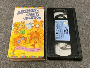 ARTHUR’S FAMILY VACATION VHS PBS KIDS TV 1999 VINTAGE CARTOON MARC BROWN PBS - Imagen 1 de 4