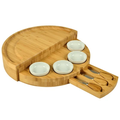 Picnic at Ascot - Juego de tabla de queso de bambú Foto 1 de 4
