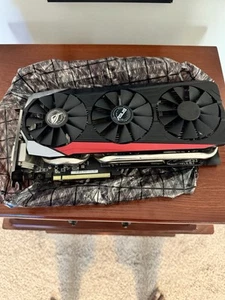 ASUS Radeon R9 390X 8GB STRIX-R9390X-DC3OC-8GD5-GAMING Video graphics Card GPU - Picture 1 of 5