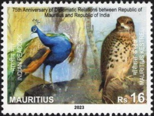 Animales fauna de Mauricio 2023. Halcón pavo real aves - MNH - Imagen 1 de 1
