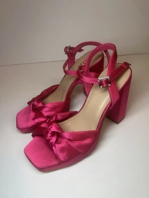 MIA Mujer Rosa Satén Plataforma Tacones Altos Y2K Barbie Hada Caprichosa Talla 8M Foto 1 de 4