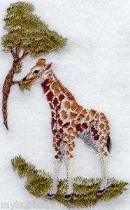 GIRAFFE SET OF 2 HAND TOWELS EMBROIDERED - Picture 1 of 2