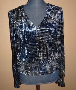 Top smocked maniche lunghe velluto nero blu White House Black Market taglia S - Foto 1 di 4