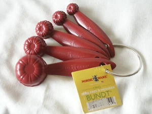 Nordic Ware Bundt Measuring Spoons Five Maroon Red New - Picture 1 of 4