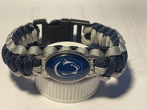 Penn State Nittany Lions NCAA Paracord Bracelet NEW Cover