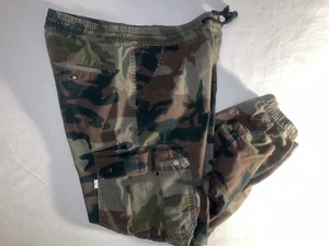 Levis Joggers Pants Camouflage Dark Green Adult Mens Medium - Picture 1 of 10
