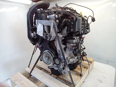 Land Rover Discovery Sport 2,2 L motor turbo diésel L550 2015-2016 Foto 1 de 4