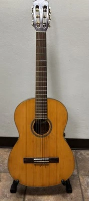 Vintage 1966 Wilson and Son's Classical Guitar Model JT-2 Made in Japan - Image 1 of 4