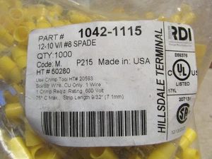 1000 Pack 12-10 Gauge Vinyl Spade Fork Crimp Terminals #8 Stud Hillsdale 1K - Picture 1 of 2