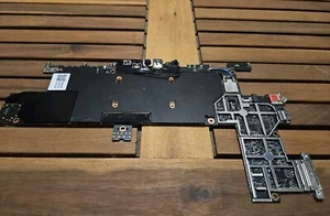 Microsoft Surface go 2  Motherboard M3-8100y 8GB 128GB Per Ricambi Non funziona - Imagen 1 de 5