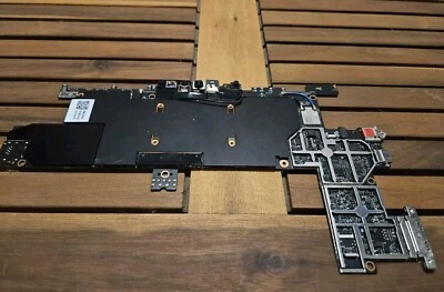 Microsoft Surface go 2  Motherboard M3-8100y 8GB 128GB Per Ricambi Non funziona - Imagen 1 de 4