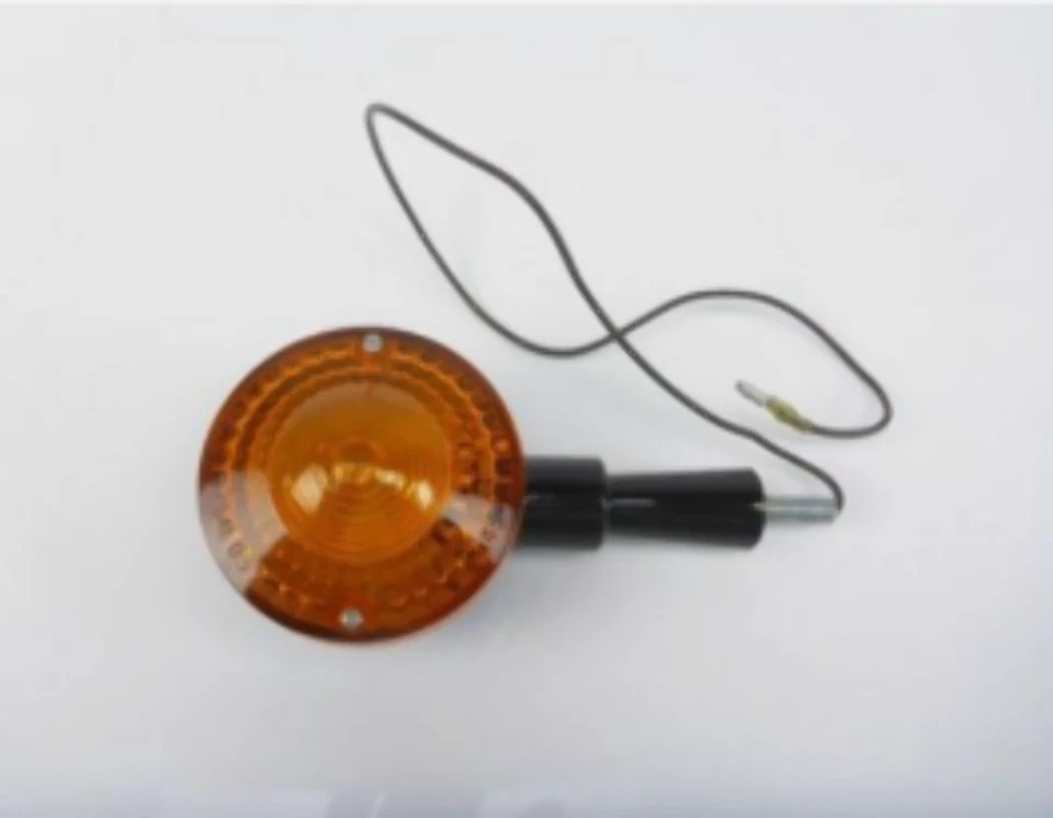 Conjunto leve pisca-pisca direita Yamaha 4HI-83330-E0 - Imagem 1 de 1