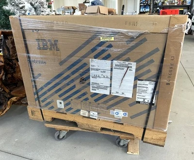 New Factory Sealed IBM BladeCenter H Chassis 8852-HC1 Enterprise Server System - Image 1 of 4