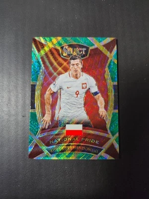 2016-17 Panini Select Robert Lewandowski National Pride Green Prizm /5 - Image 1 of 2