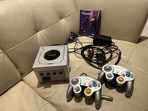 Gamecube + 2 Controller + RetroPrism Component - Bild 1 von 11