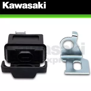 NEW 2025 GENUINE KAWASAKI USB SOCKET KIT Z900 ZR900 ABS SE 99994-2149 - Picture 1 of 4