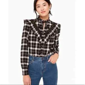Camicia di flanella Kate Spade New York rustica a quadri taglia S nera e con volant e uncinetto - Foto 1 di 10
