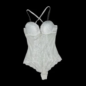 Body de encaje blanco H&M talla 6 tanga push-up con cable - Imagen 1 de 14