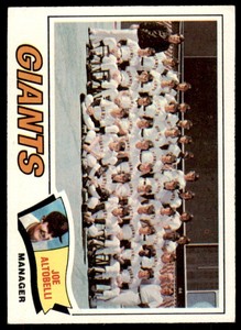 1977 San Francisco Giants - Joe Altobelli #211 RC San Francisco Giants VG-EX