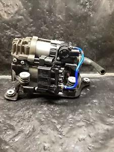 2016 BMW 750 fits 16-20 OEM air suspension compressor pump 6861882 37206861882 - Picture 1 of 5