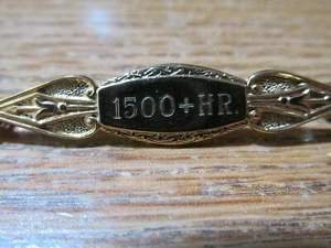 Vintage Pinback, 1500 Hours Worked Award goldfarben Pinback - Bild 1 von 6