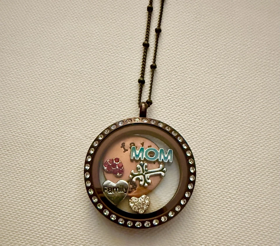 Medallón Origami Búho Marrón Estrás Mamá Fe Amor con Cadena y Dijes Extraíbles Foto 1 de 4