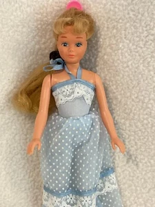 Vintage 1983 Fashion Fantasy First Dance Skipper - Picture 1 of 3