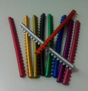 ANILLAS DE ALUMINIO ABIERTAS 4.0 MM PARA NINFAS AGAPORNIS UNA TIRA DE 20 ANILLAS - Imagen 1 de 3